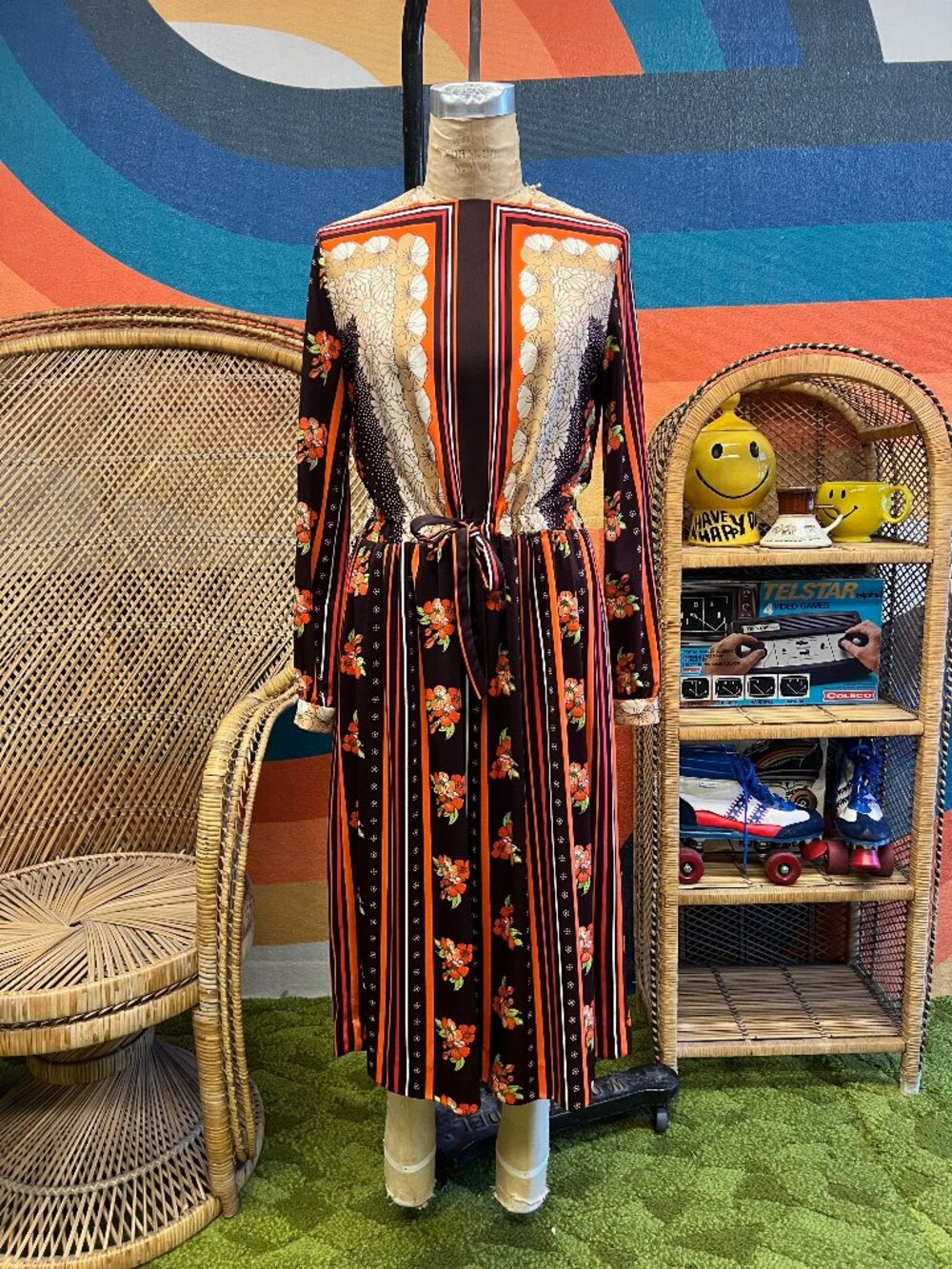 EUC Vintage 1970s Cirette Floral Striped Geometric Tie Waist Poly Dress Medium